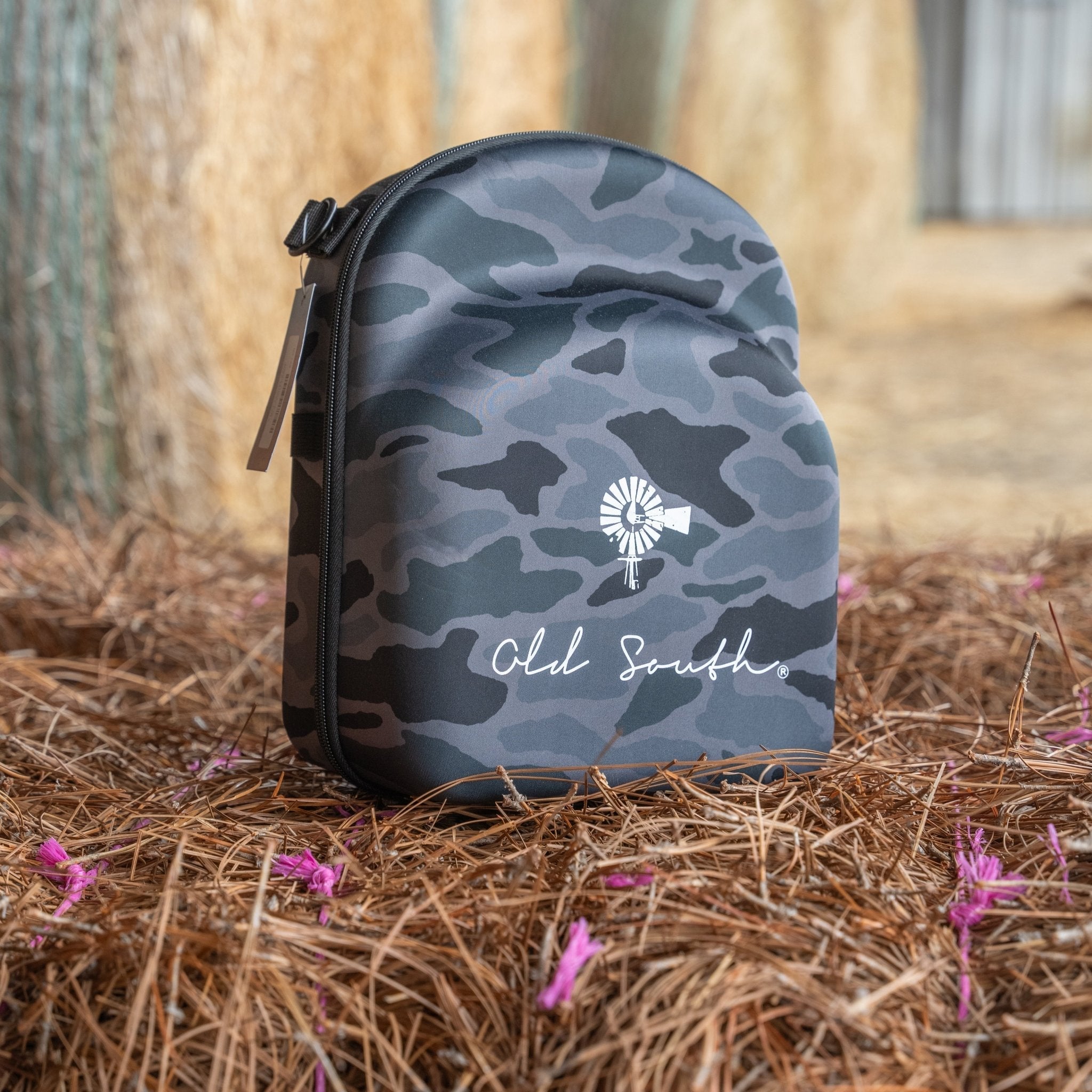 6 Hat Travel Case - Blackout Camo - Old South Apparel