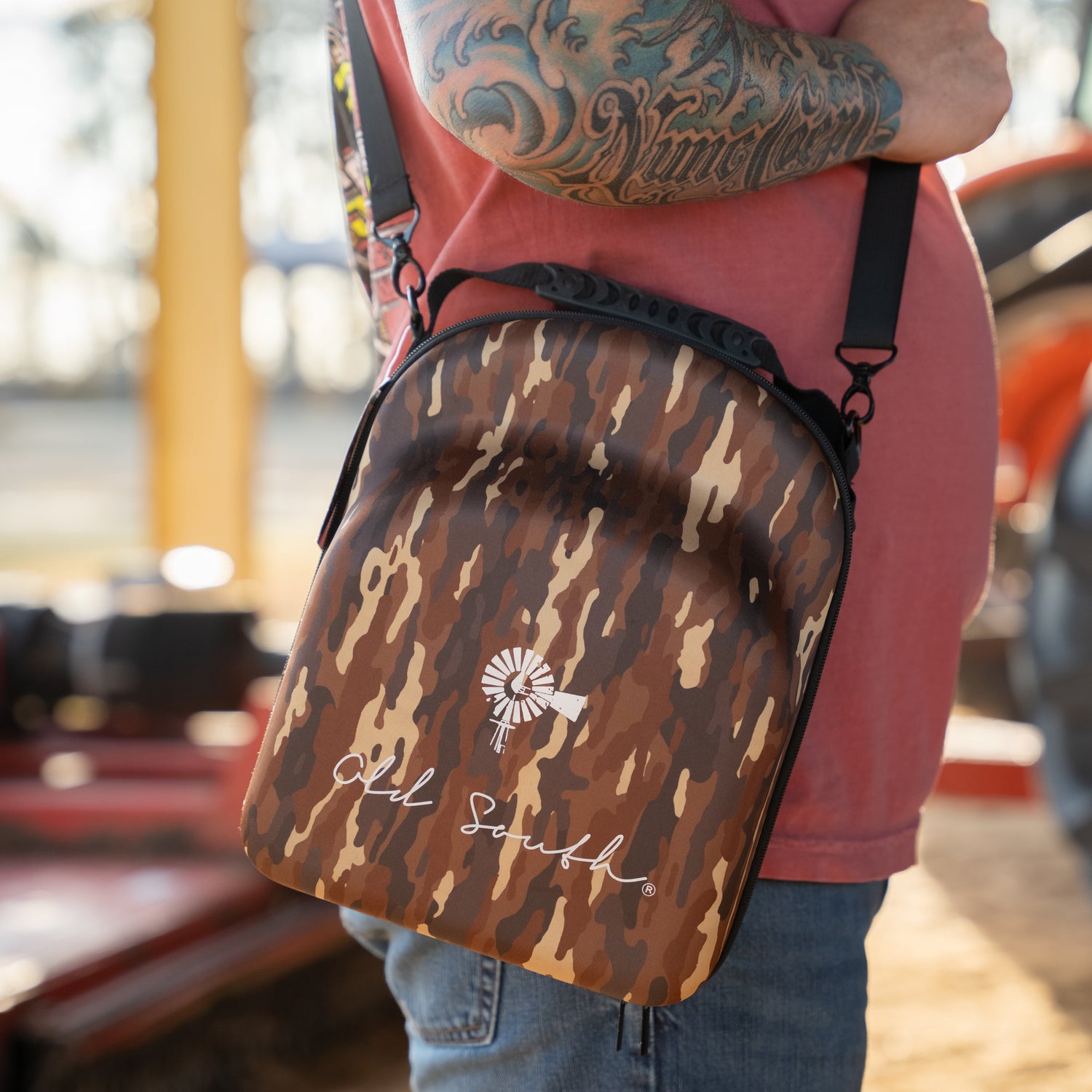 6 Hat Travel Case - Bark Camo