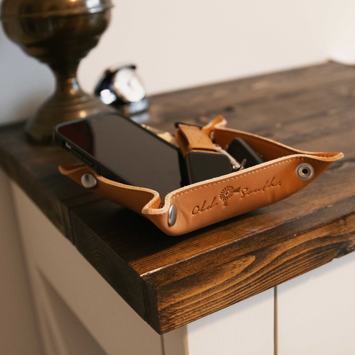 OldSouthApparel_Leather Catchall