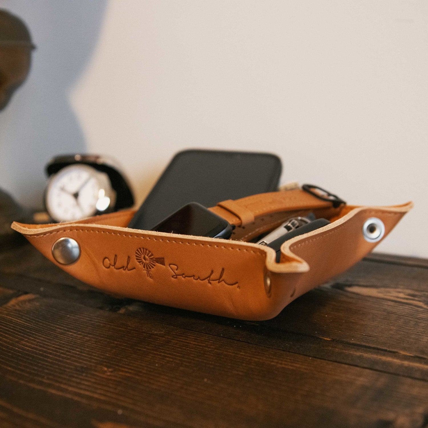 OldSouthApparel_Leather Catchall