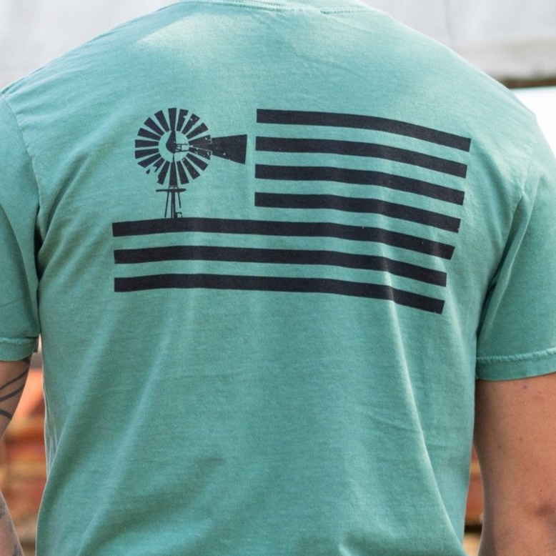 Logo Flag - Short Sleeve